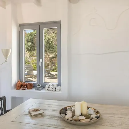 Vireya Apartment