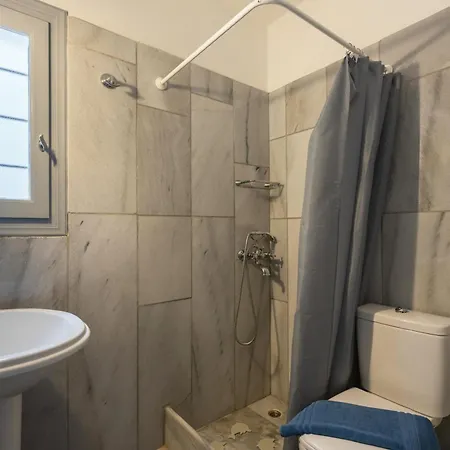 Vireya Apartment *