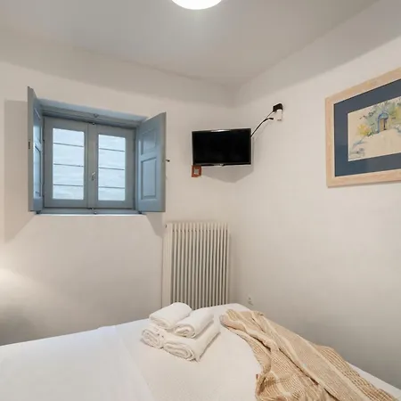 Vireya Apartment Naousa (Paros)